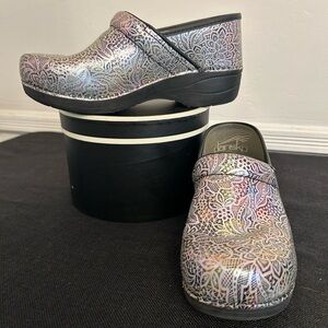 Dansko Women's XP 20 Iridescent Floral Clogs